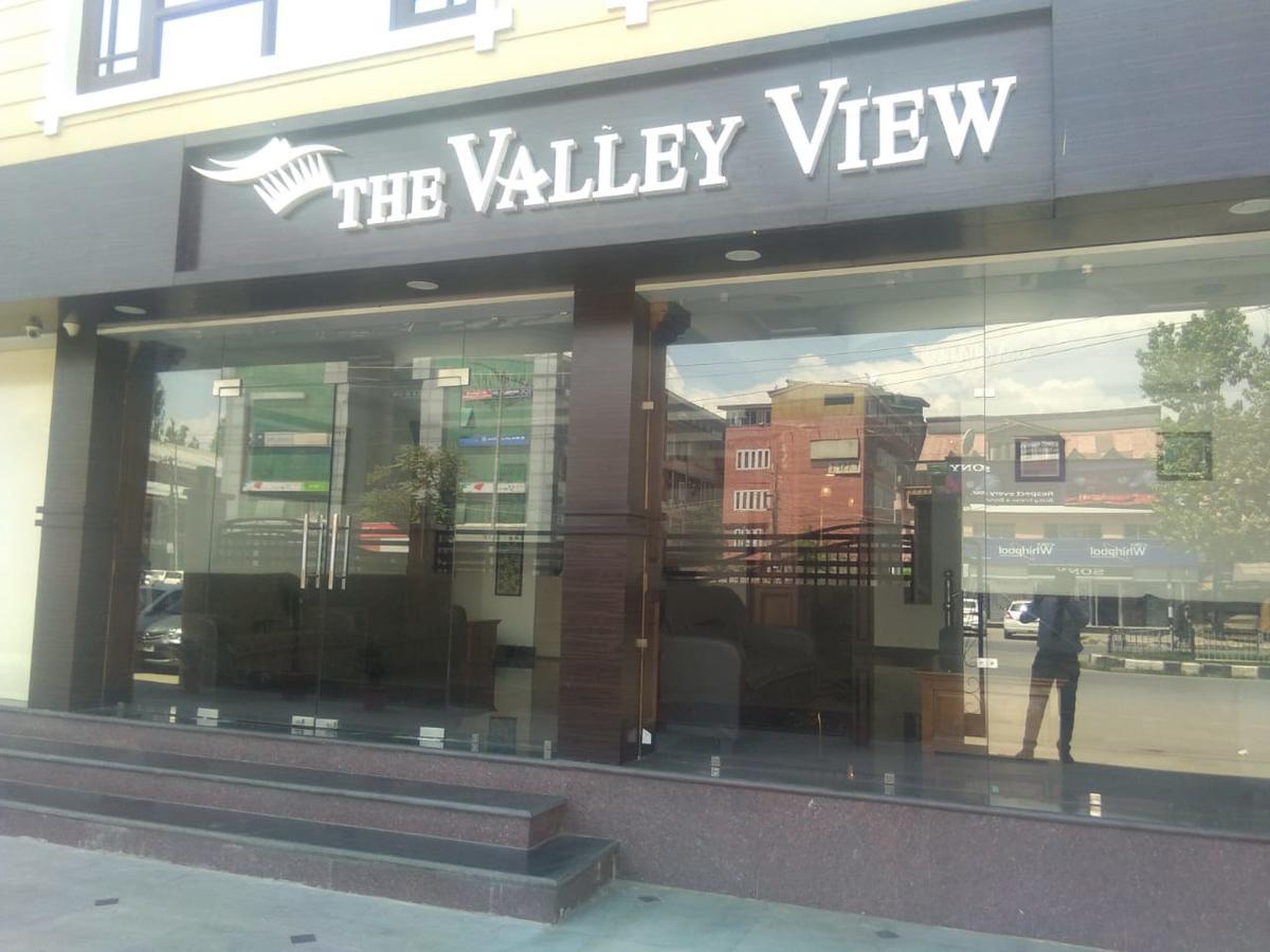 Hotel The Valley View Kashmir Srīnagar エクステリア 写真